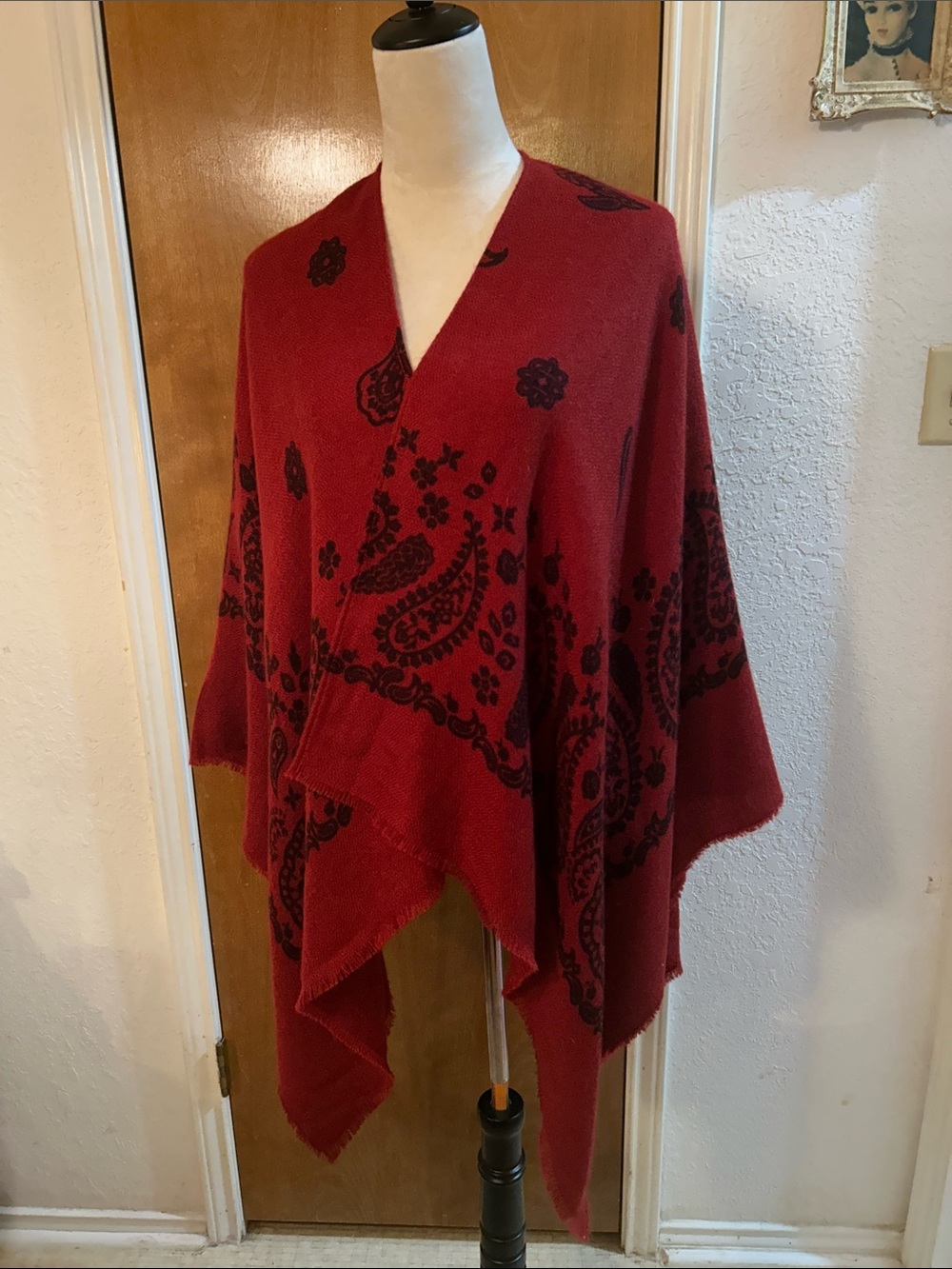 Red Floral Paisley Knit Women's Sweater Wrap. Great condition.